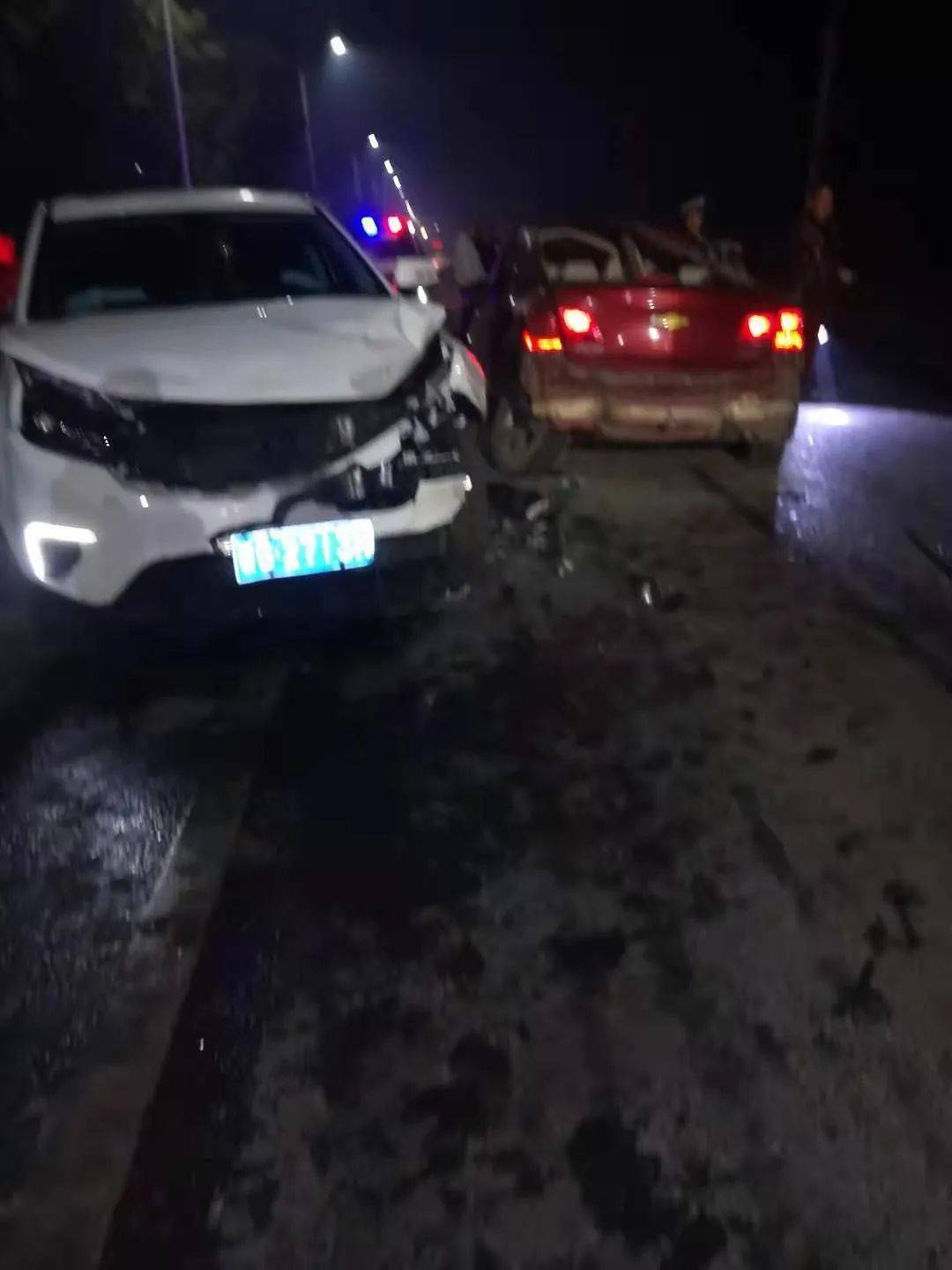 平安夜,萍乡这里突发车祸!现场吓人