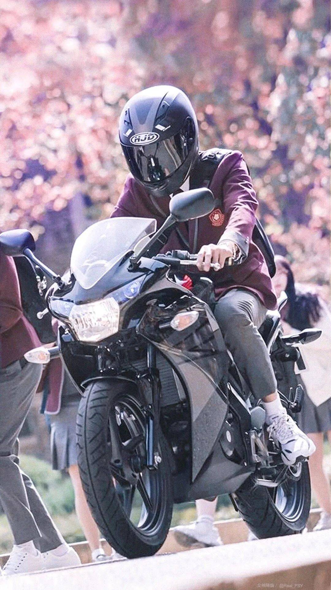 对不起车银优但我实在扛不住黄寅烨了