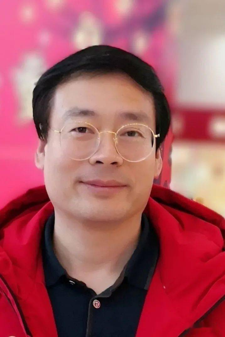 阎雪君张奎爱倾扶贫路序