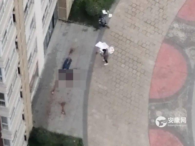 安康:发生一起坠楼事件 一老人当场死亡.