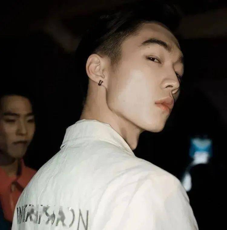 男生头像男生绿茶语录了解一下哟