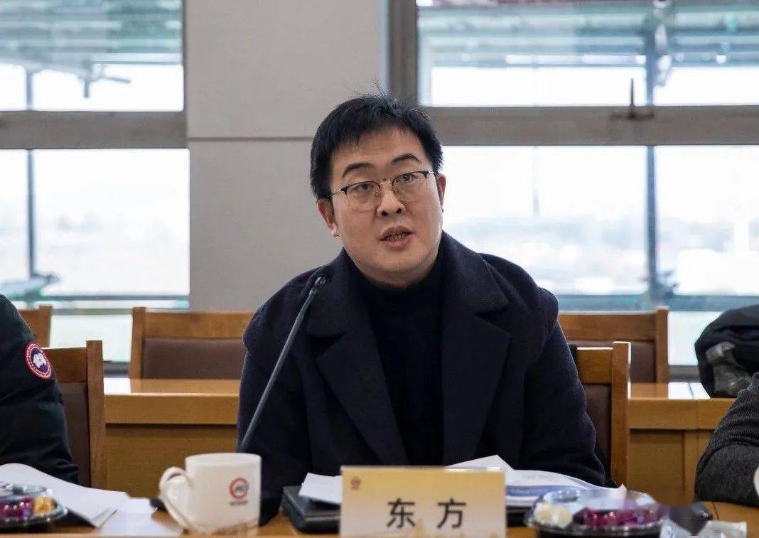 专家发表意见评审委员会由中国电子化标准研究院区块链研究所主任李鸣