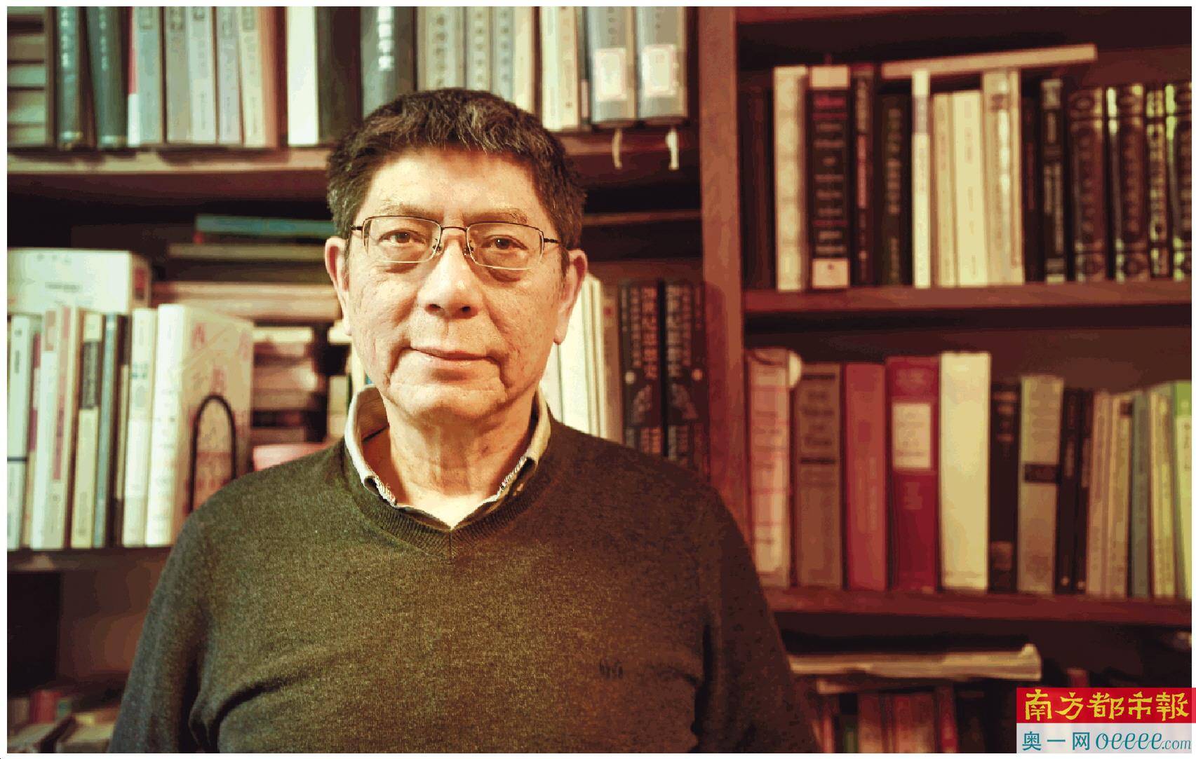 王森 摄陈嘉映简介陈嘉映,1952年生,先后任教北京大学哲学系,华东