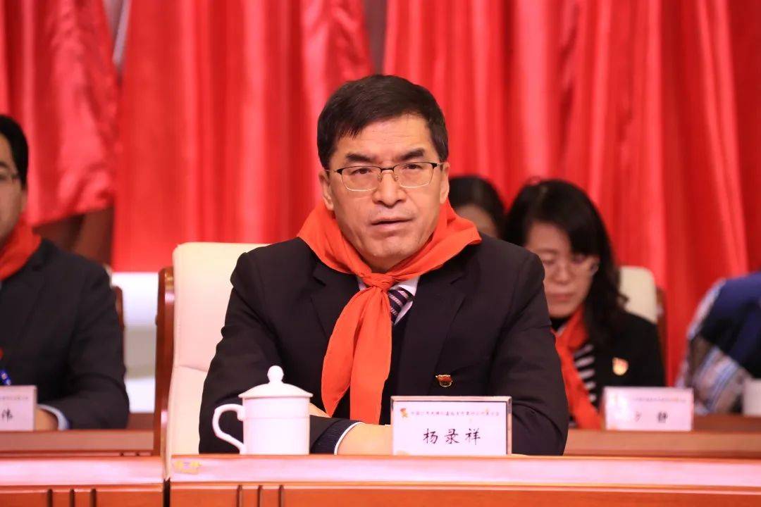 赵宝毅应邀出席会议市人大常委会副主任唐晓东应邀出席会议市委常委