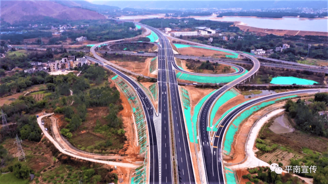 荔玉高速即将开通,记者带你抢先体验!_高速公路