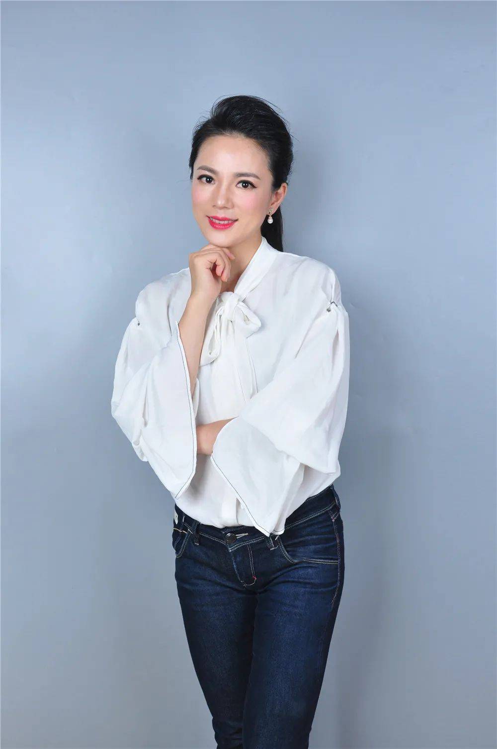 靓琪柯一苏阳闪闪飞翔张可精彩一整晚蔡俊杰演唱《爱是永恒》01小乔