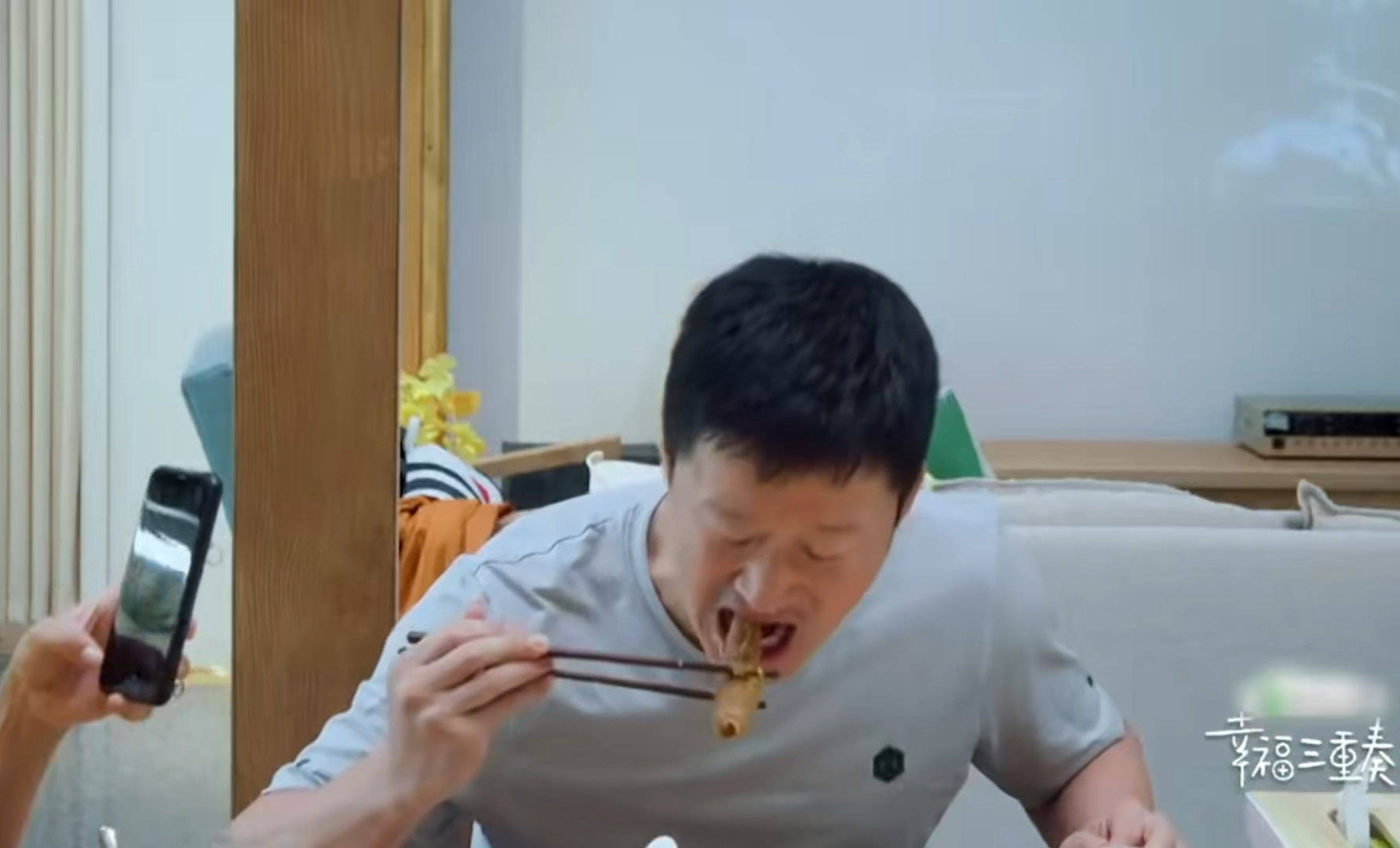 吴京,普普通通的干饭人罢了,看他吃饭真的很有食欲