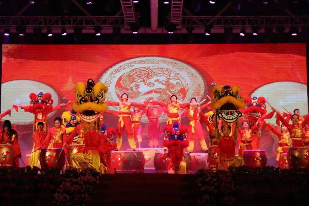 岭师庆元旦迎新晚会上演"视听盛宴"_表演