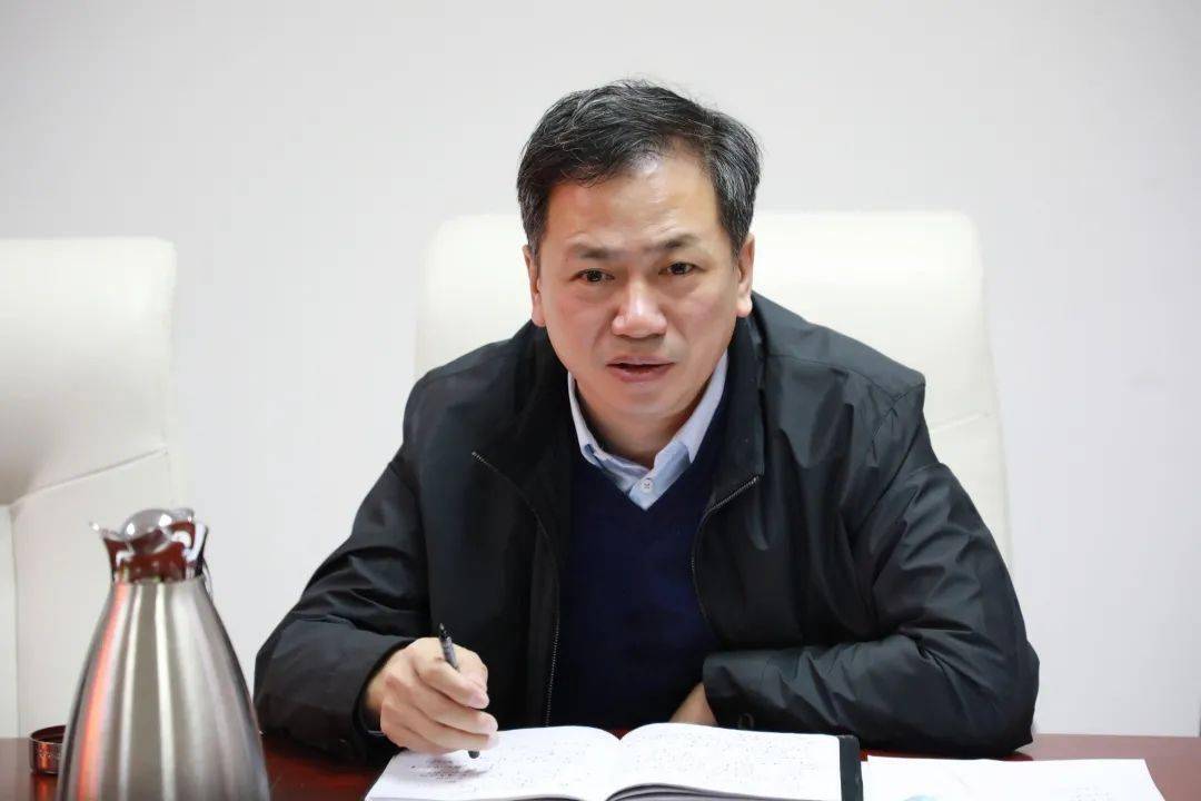 会上,区农经站站长,区农业农村局副局长赵仕伟汇报