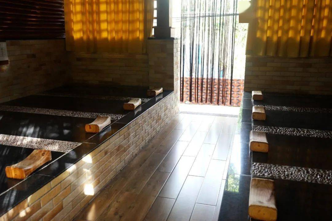 元旦特辑角美多棱海水温泉云洞岩特色盐鸡餐纯玩一日游