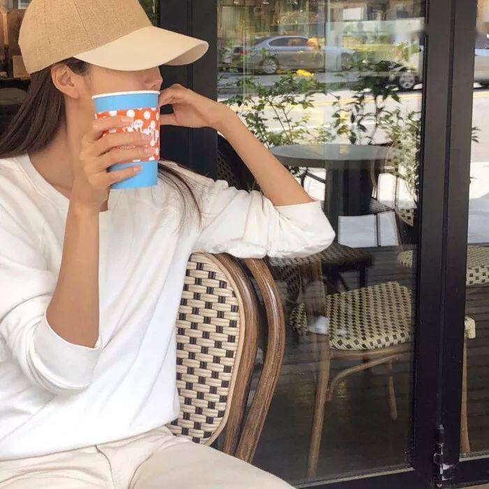 一组很特别的挡脸头像为你准备好了