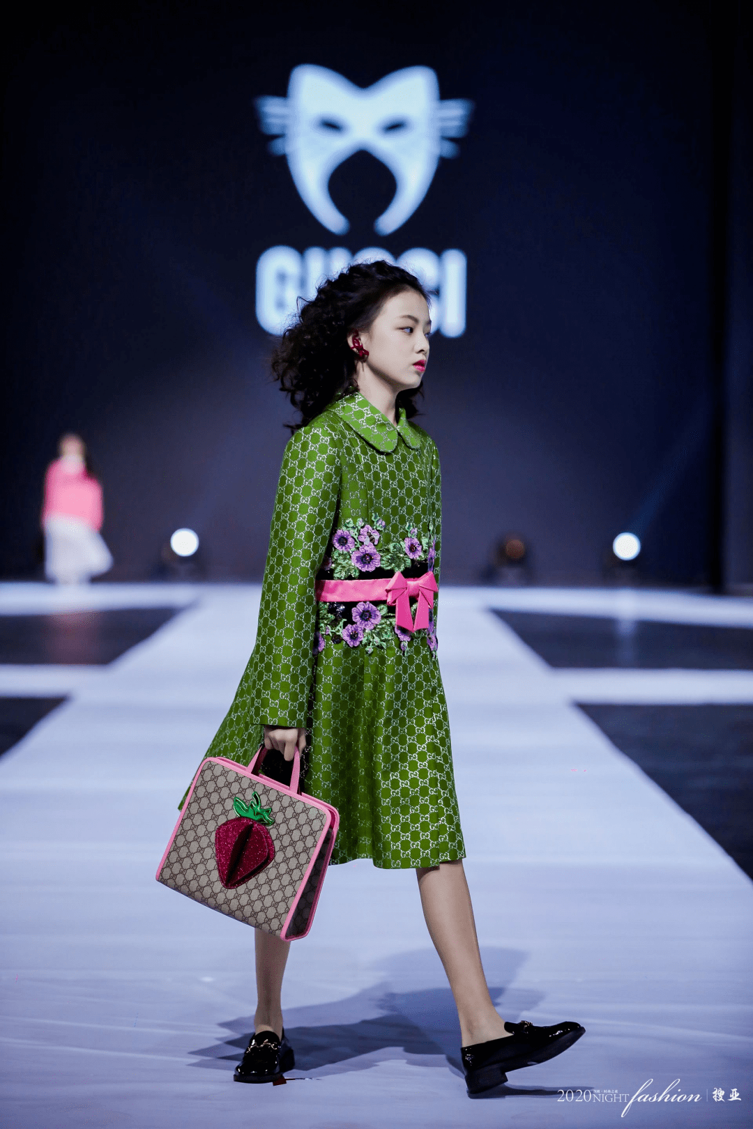 你好童梦2020深圳搜亚巅峰时尚之夜圆满收官