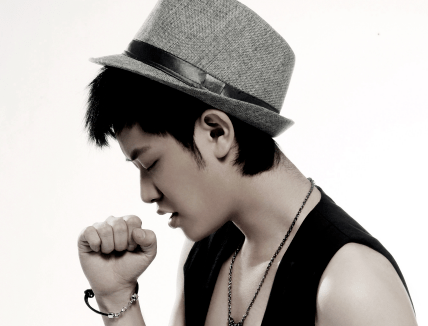 内地原创音乐人,歌手黄雨田《中国好声音》福州赛区导师,评委美女歌手