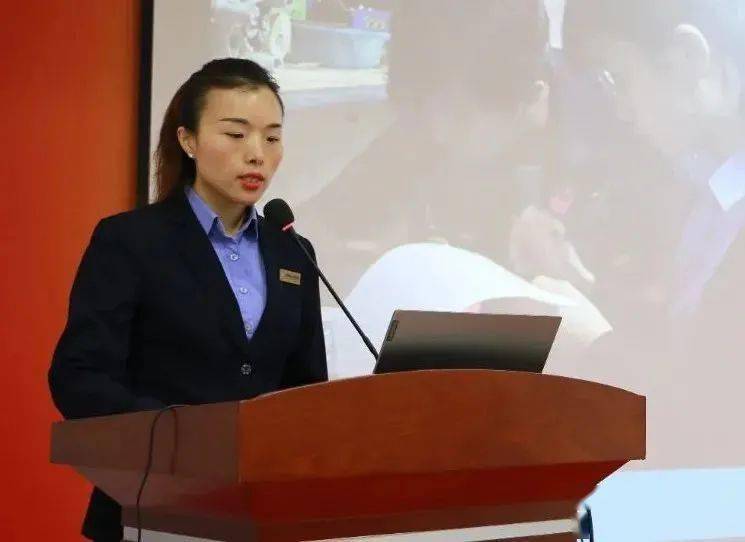 企划部主管 赵伟斌▲招商运营部经理 唐思▲办公室副主任 赵晓晗