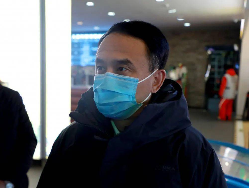 小组会议12月28日,县委书记张铁明主持召开2020年第25次常委会议暨县