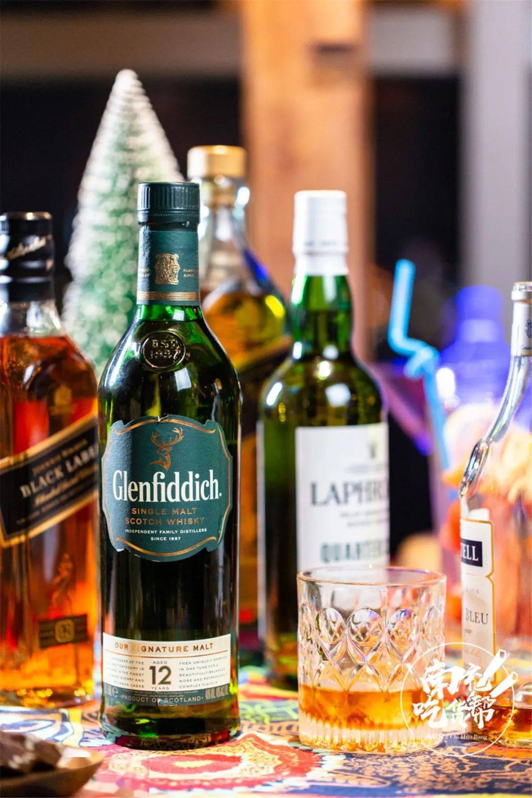 费手机的酒馆180观嘉陵江夜景元旦狂欢499抢全场酒水300代金券