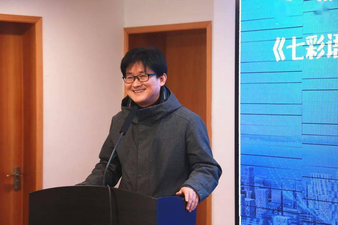 李亮博士今天的活动时间虽短,但务实高效,气氛热烈,它预示着江北