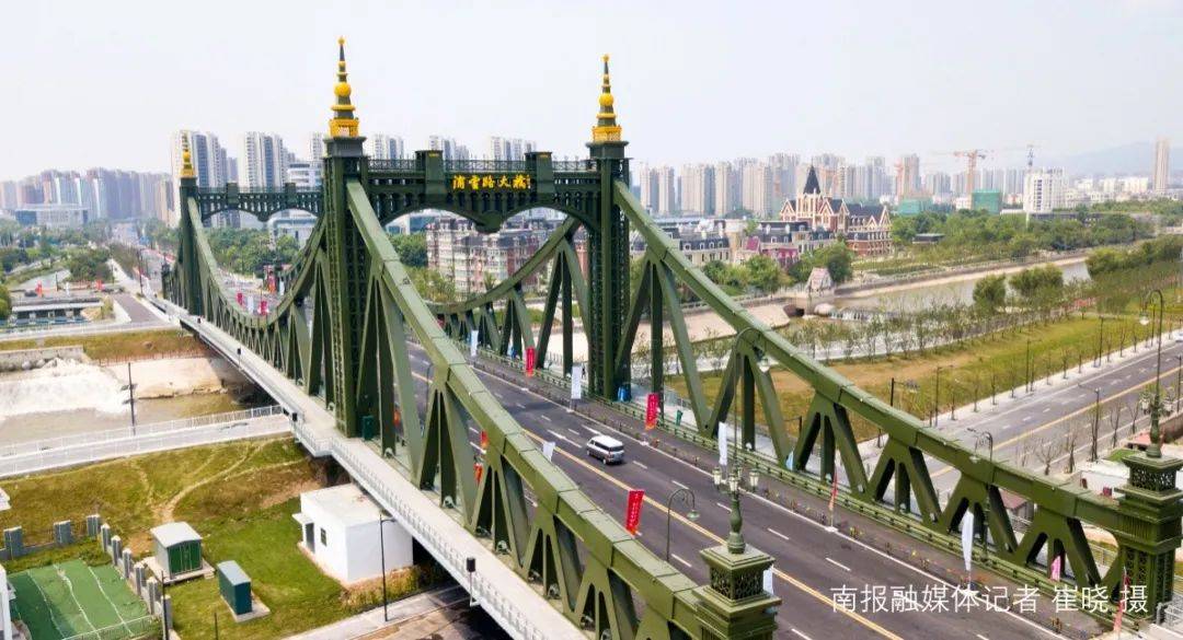 南京彩虹桥简介图片