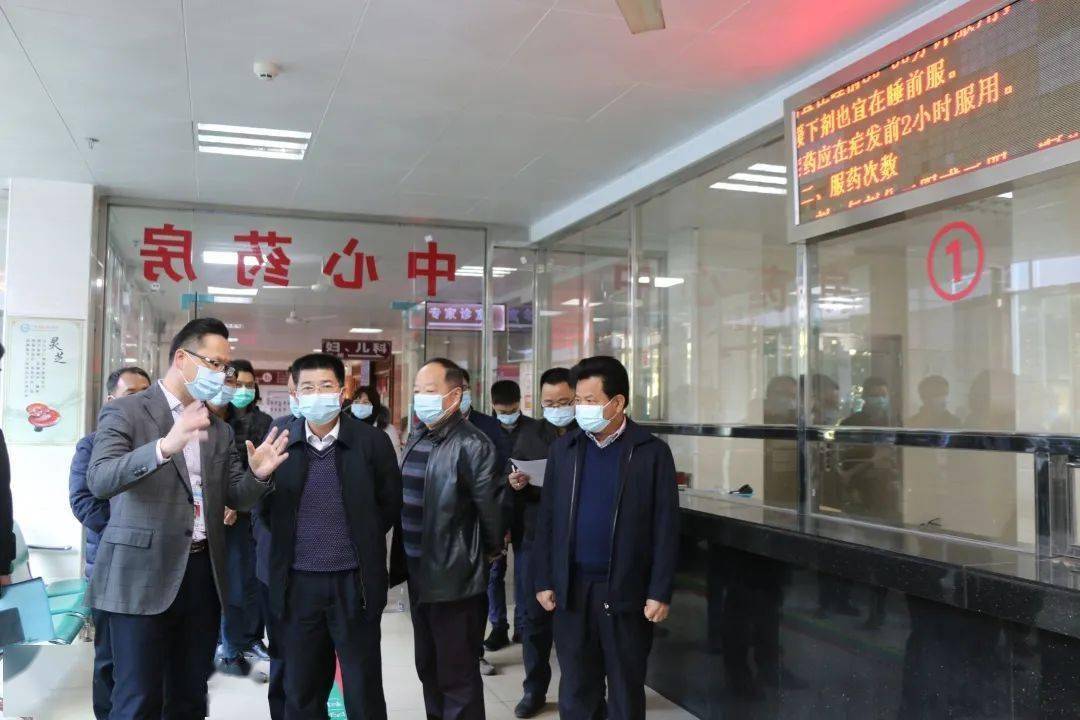 新年伊始,万象更新,县委书记黄海生一行到龙川县中医院调研