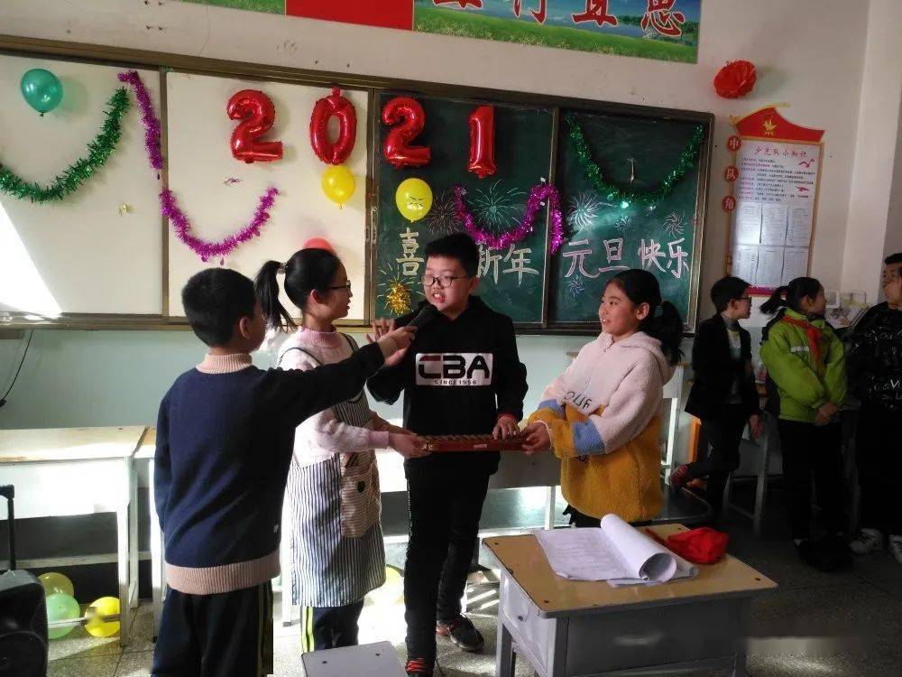 【府东·庆元旦学生系列活动】各展风采贺新年 共筑新梦谱新篇