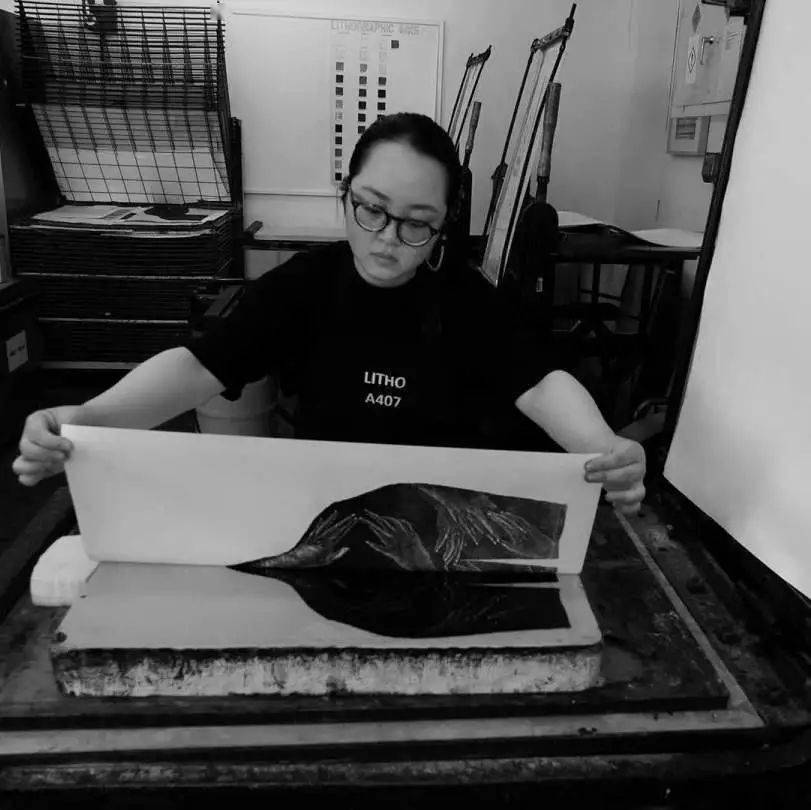 当代中国青年版画的盛宴青春飞扬2021中国青年版画家提名展在江苏大