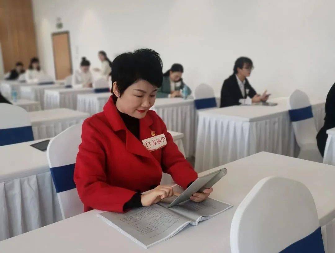 宛田瑶族乡党委书记苏艳华参加2020年 "党课开讲啦"广西总决赛