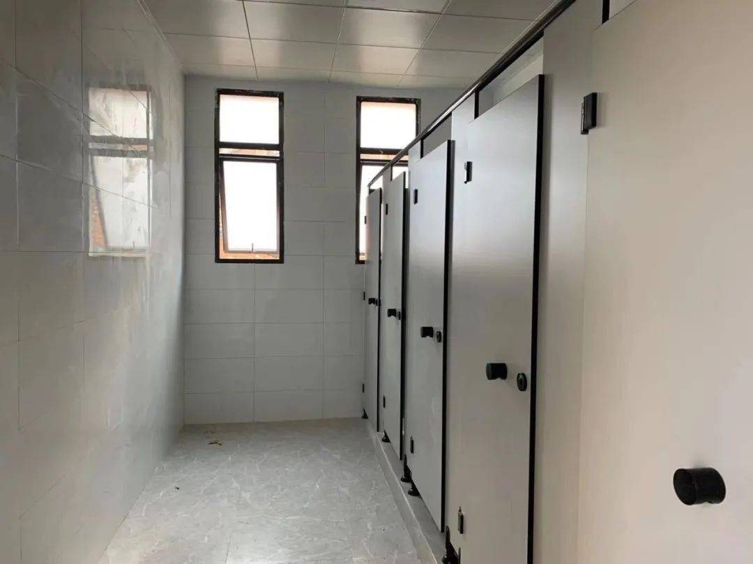 高颜值庐山市去年新建6座公厕已全部投入使用