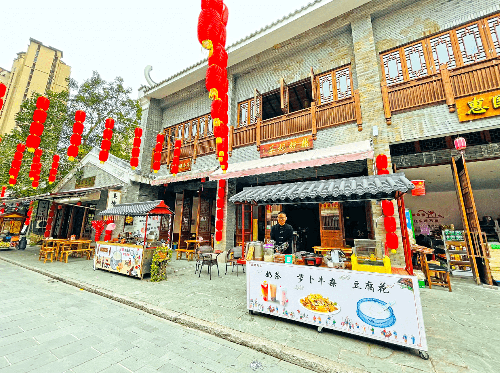 地址:惠州市龙门县永汉镇富力养生谷万洞古村 上东瑶乡风情旅游景区