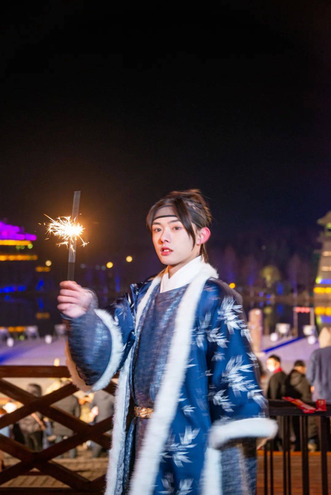 上央视,穿汉服,看大秀,这座神奇仙镇有「108种」过元旦的方式