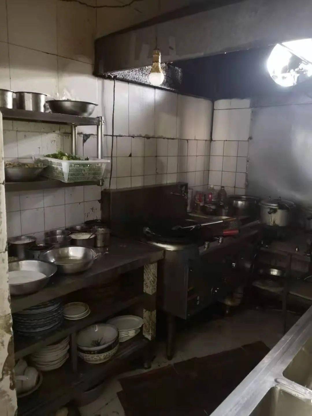 沂源食品安全"红黑榜"第十三期,沂源这几家饭店脏乱差!_地址