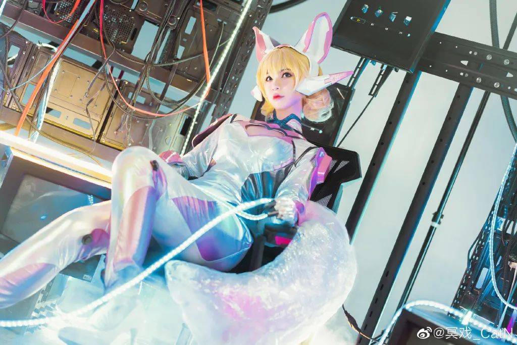 王者荣耀cos:陪伴你的,是和你一样的灵魂呐——妲己