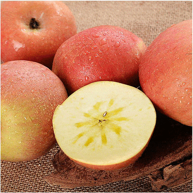 送苹果含义是平安 苹果代表着平安果,这是我国才有的习俗 取的是