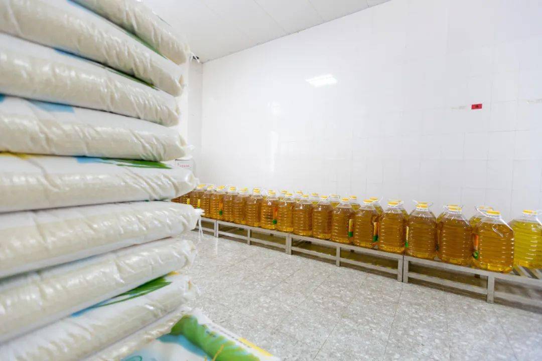 调味品批发全链路解析：从一批价差到食堂供货，鲁西北经销商的一线观察