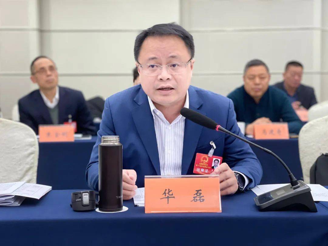 "两会"在线 | 人大代表提建议话发展_区人民政府