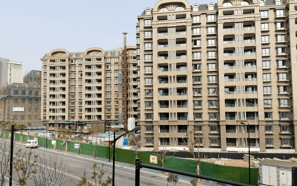 其实整体来看,通宇林景尊园需要率先交付的那几栋楼,几乎已经接近完工