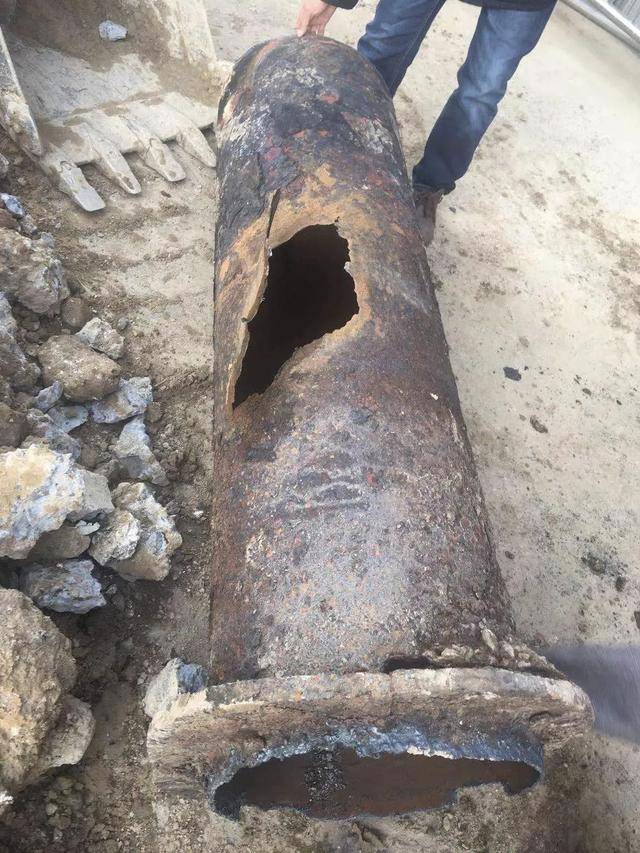 郑州一热力管道爆管!知情人:遇难女孩正准备结婚