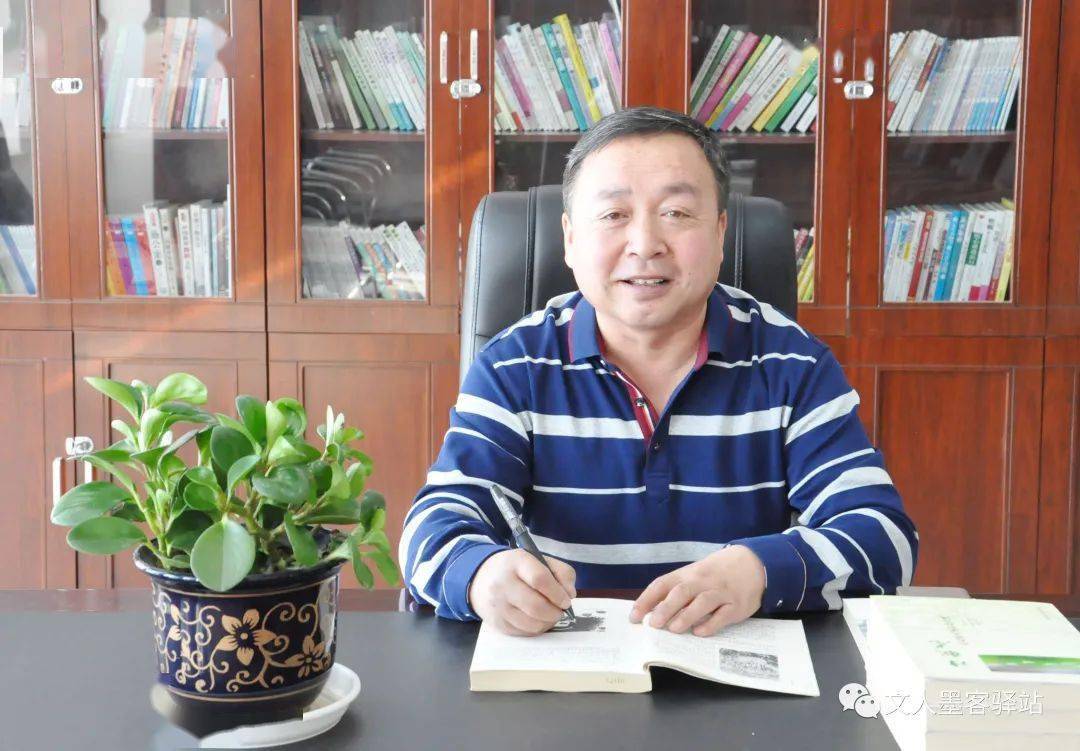 刘文,黑龙江省作家协会会员,中国微型小说学会,华夏精短文学,中寓言闪