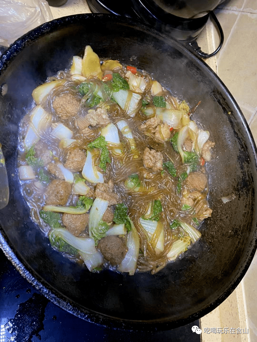 口感劲道爽口,超下饭一锅热热乎乎的猪肉白菜炖粉条暖身暖胃含山人
