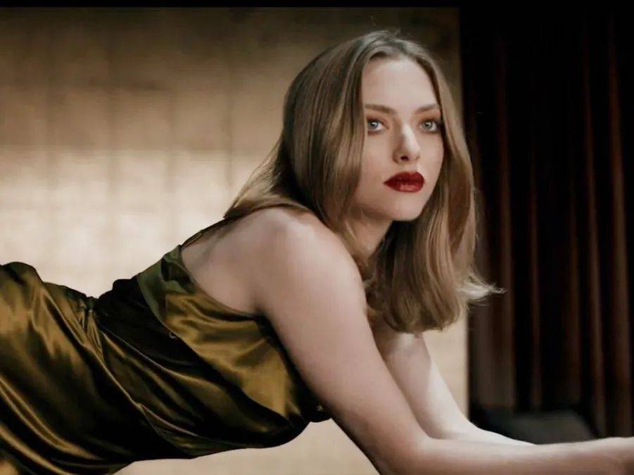 35岁,"好莱坞四小花"中最童颜的她已是"局外人"_amanda