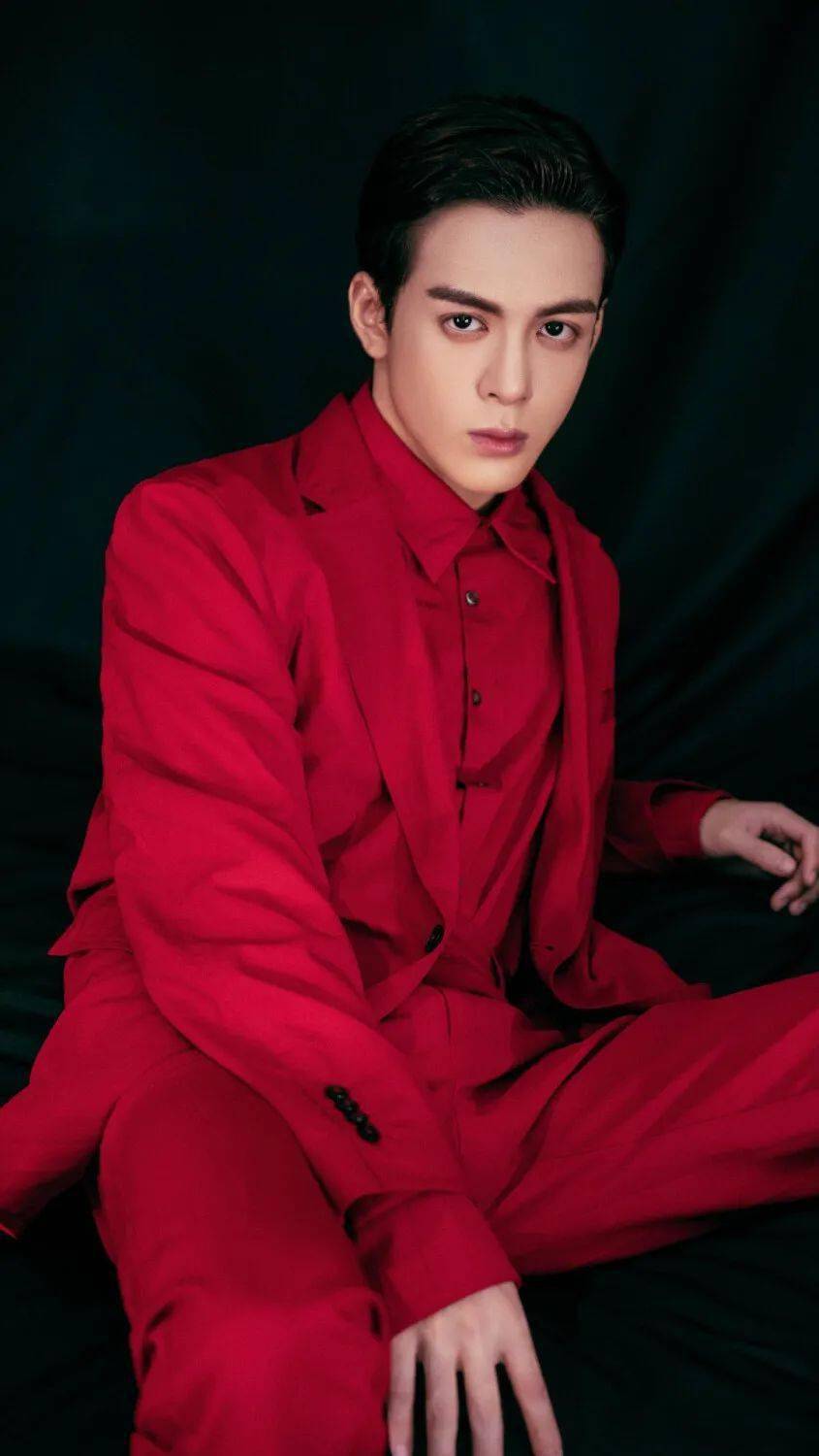 手机壁纸曾舜晞