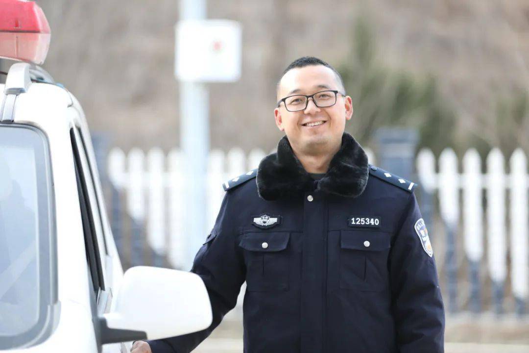 110张笑脸送给警察节最珍贵的礼物