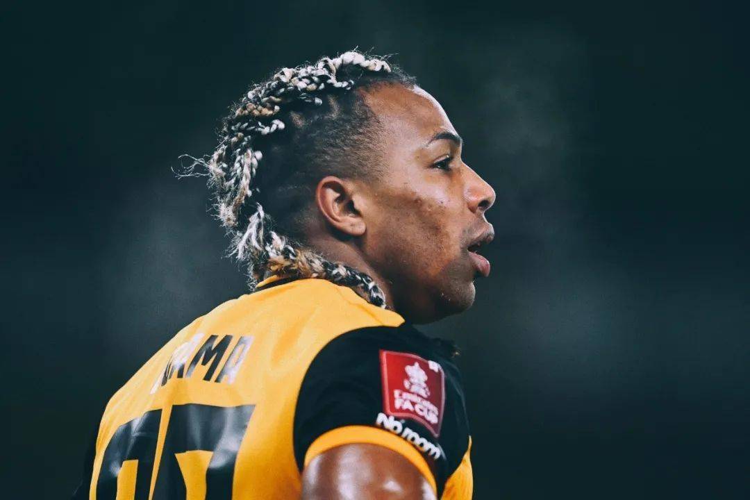 进球淘汰水晶宫成功晋级下一轮adama traoré(阿达马·特拉奥雷)的