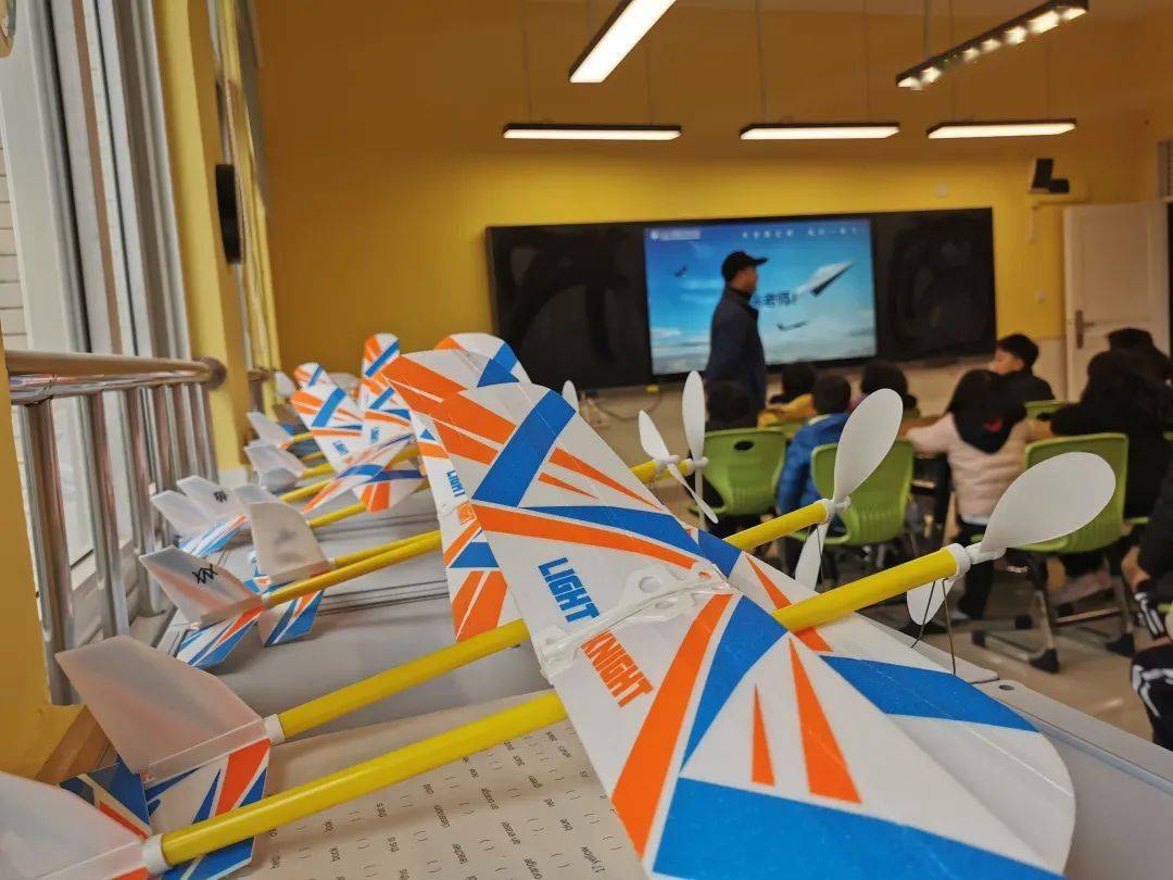 当steam遇到未来班记一年级未来班steam航模创客活动课程