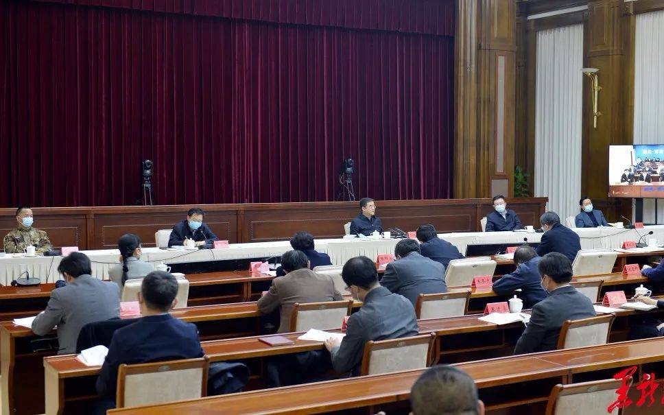 出现局部疫情在京开会的黑龙江省委书记请假赶回部署防控工作