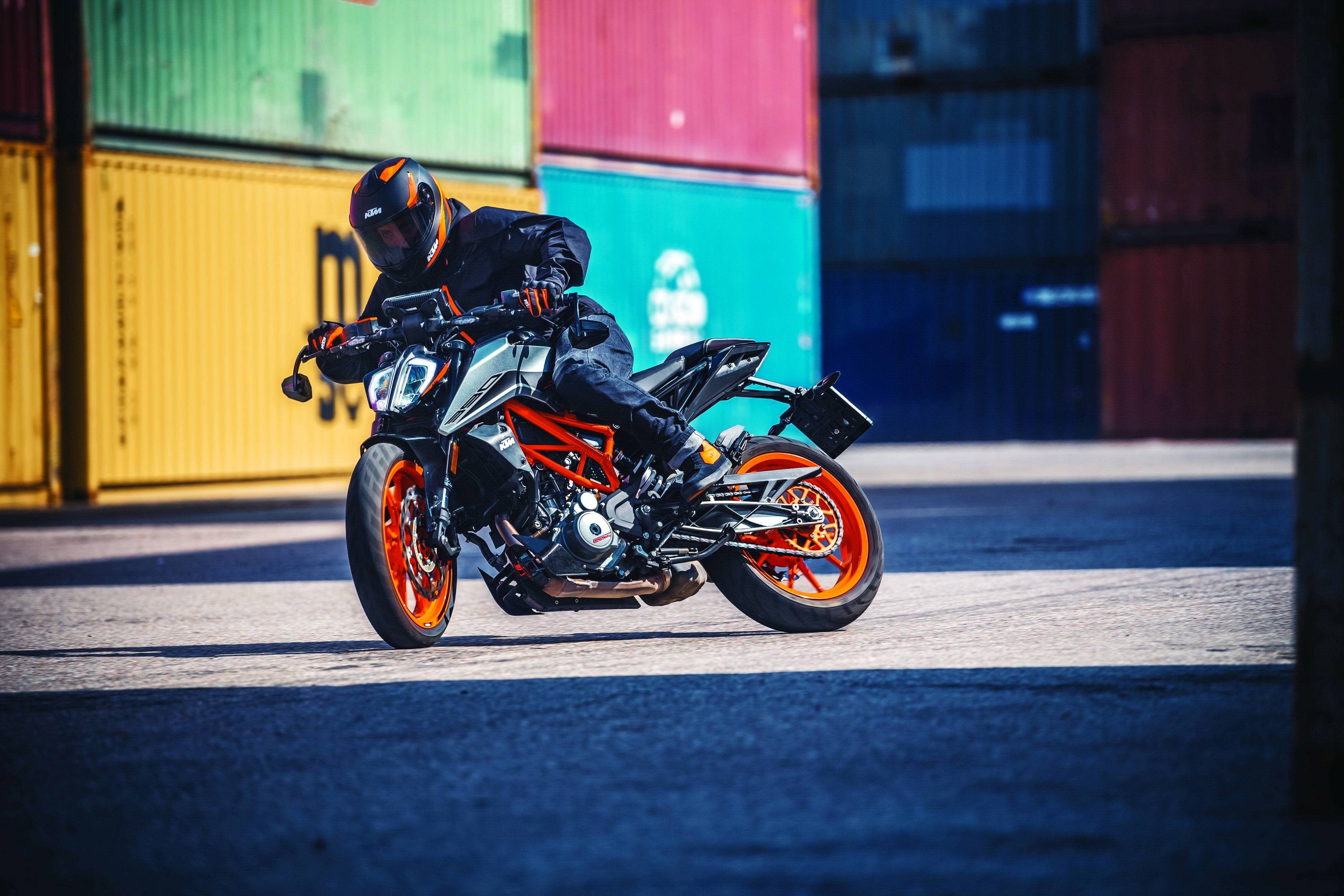 ktm2021duke125390动态图集