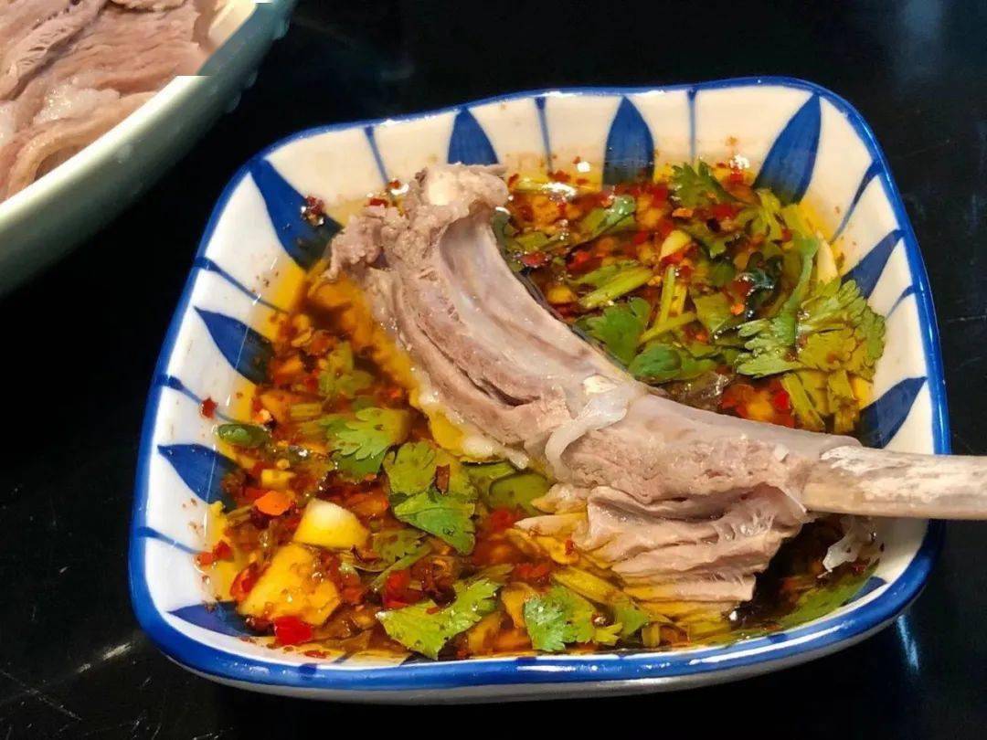 吃手抓羊肉您真的会上手抓吗