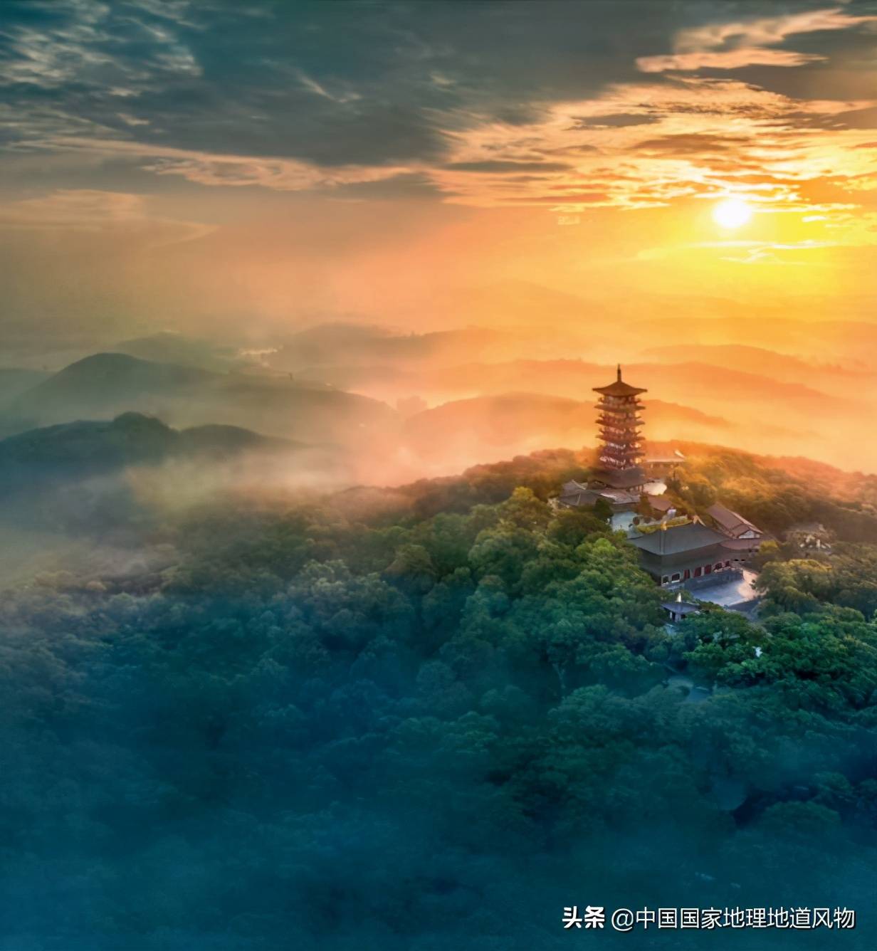 大别山对江淮的不舍表现在肥西大地上是连绵的座座丘陵余脉紫蓬山