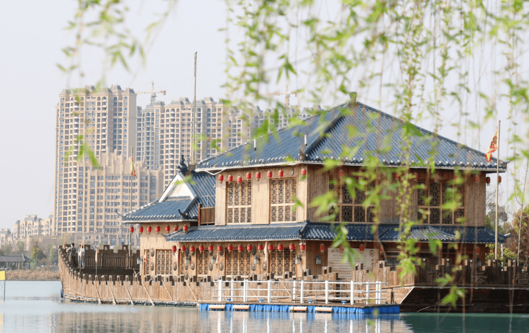 殊荣兴茂悠然蓝溪康养小镇举行首批安徽省职工疗休养基地揭牌仪式