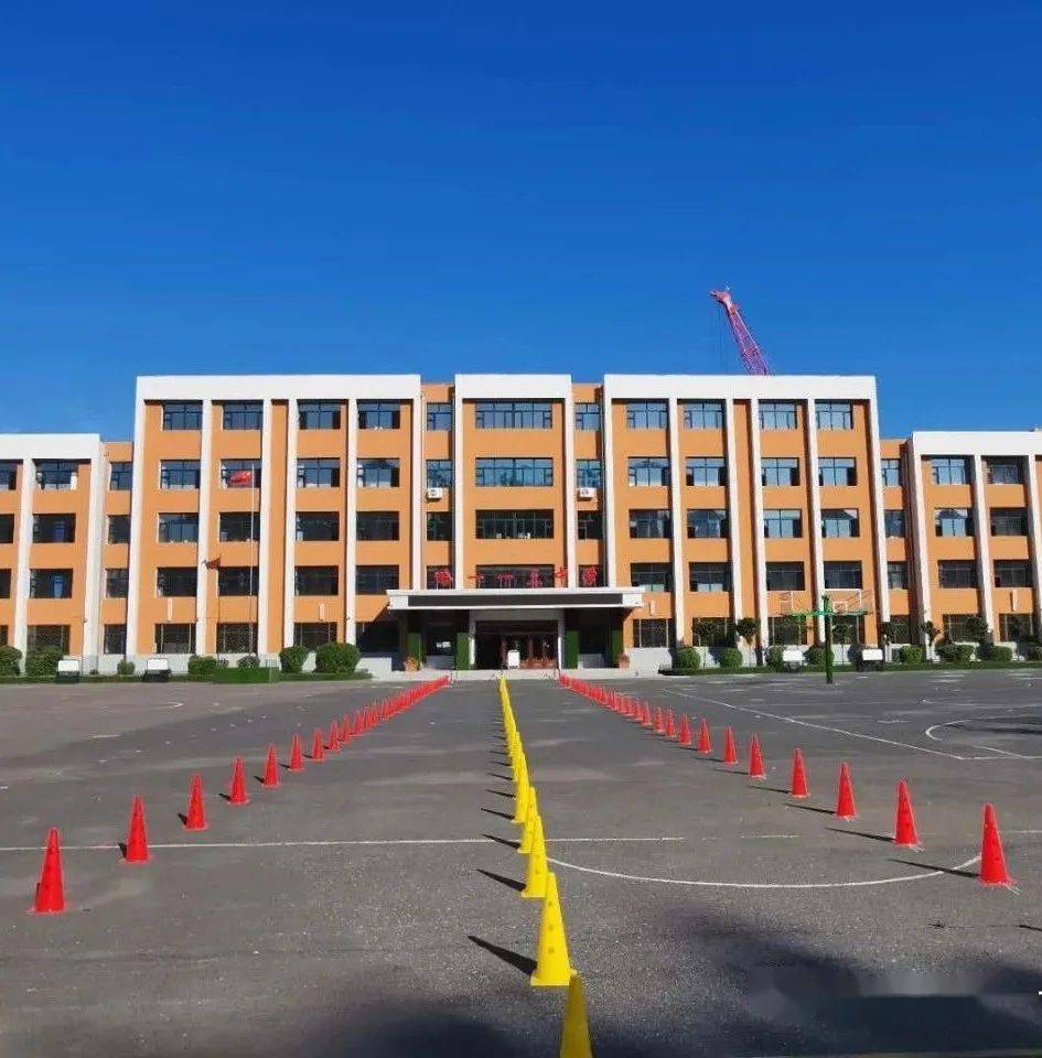 师德师风春风化雨润桃李立德树人育良才哈113中学四有好老师风采五