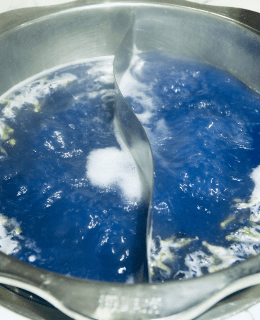 蓝礁湖火锅爆红网络sorry这洗涤剂汤底我真吃不下